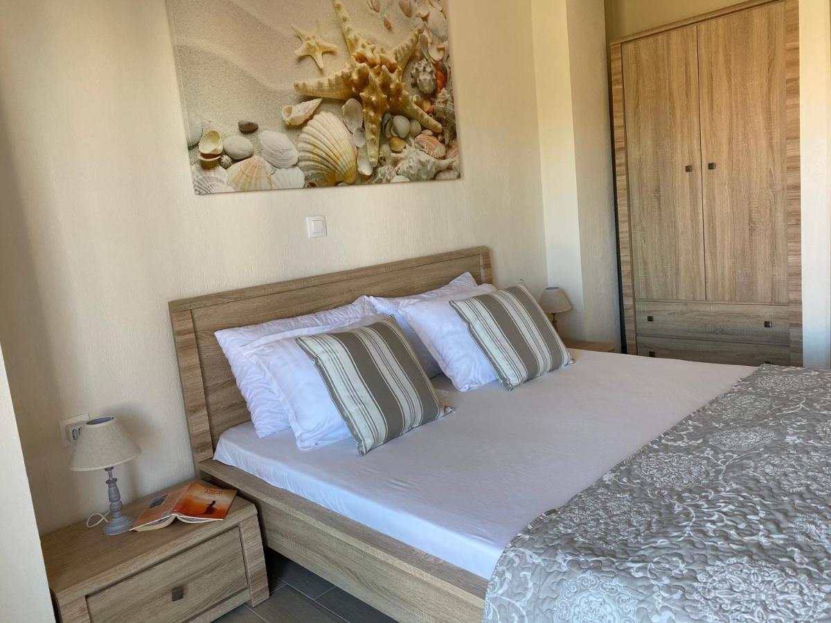 Villa Emerald Luxury Living Nikiti  Dış mekan fotoğraf