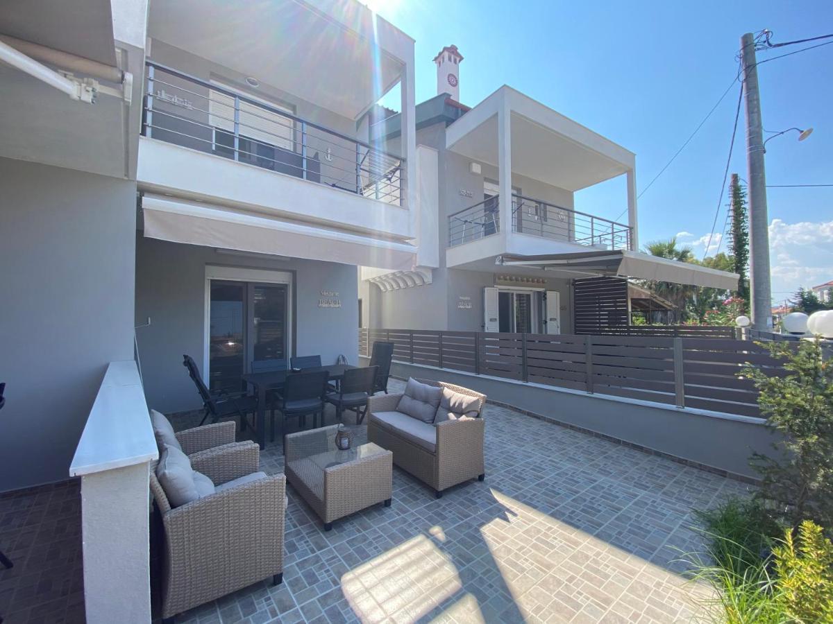 Villa Emerald Luxury Living Nikiti  Dış mekan fotoğraf